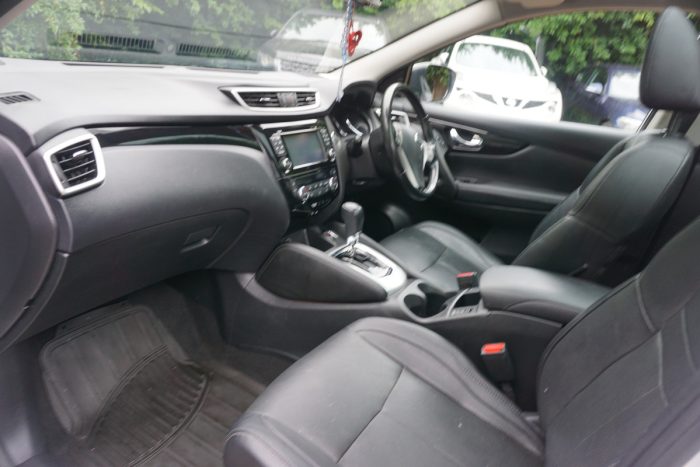 Nissan Qashqai No Deposit Finance 25